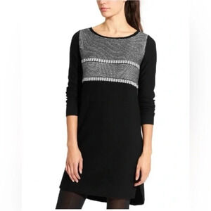 Athleta 
Wool sweater dress 
Size xs
Pit to pit 16”
Length 33 1/2”